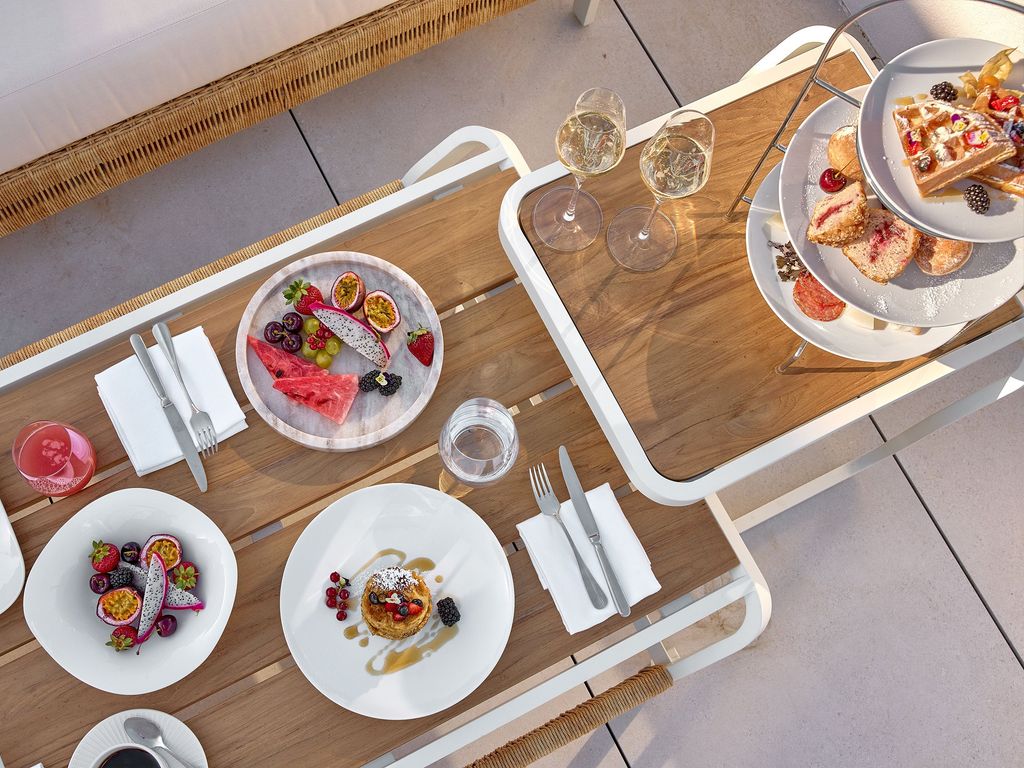 The Roc Club - A Grecotel Hotel to Live
