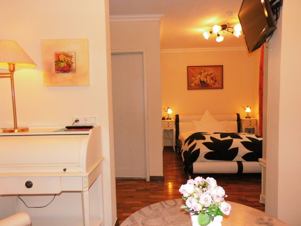 Aparthotel Guzulka & Restaurant Am Flughafen