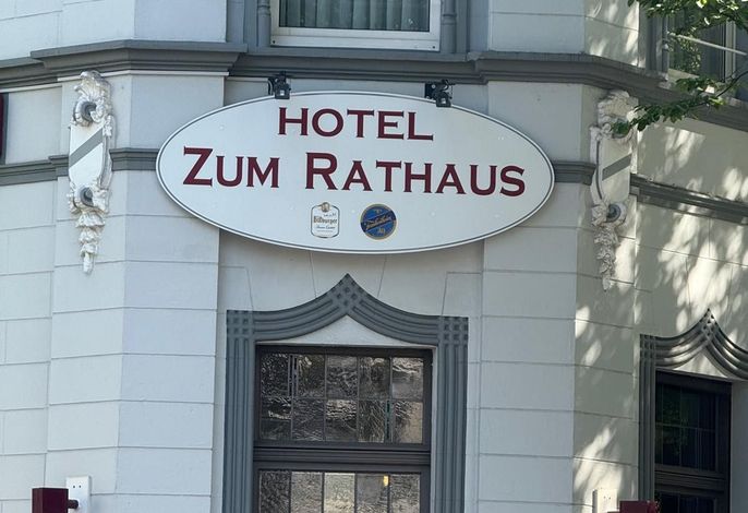 Zum Rathaus