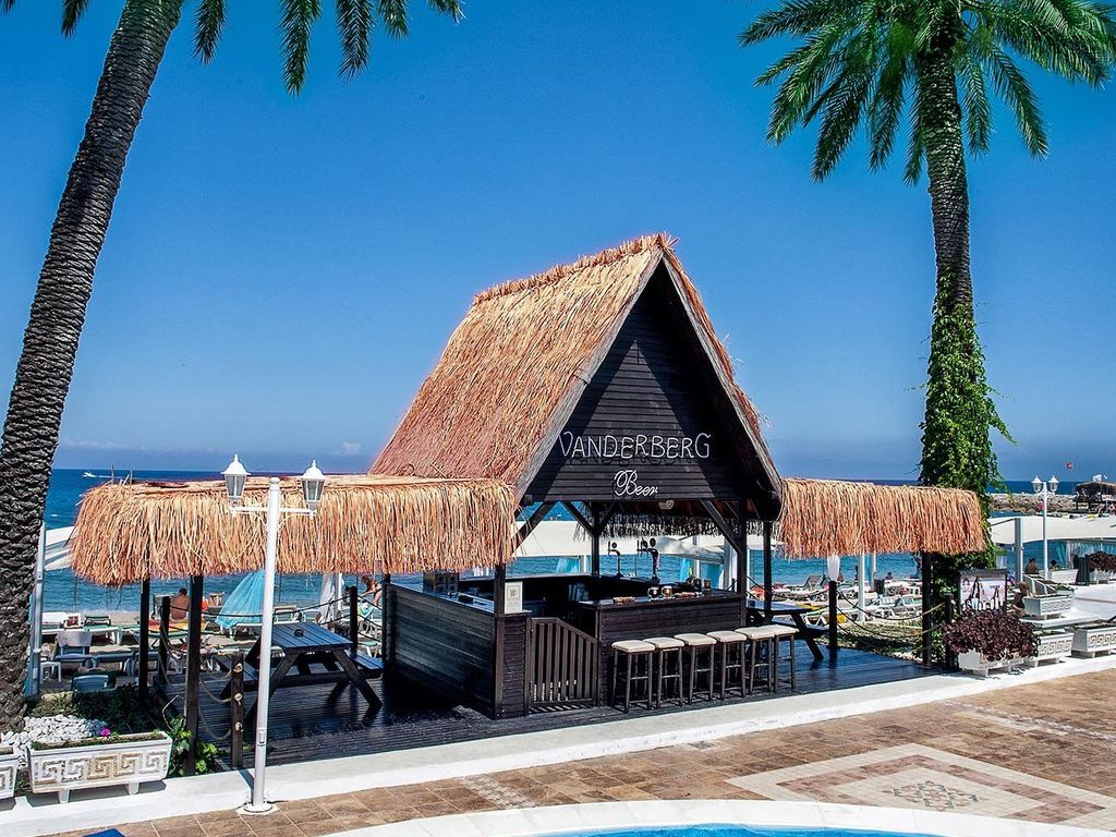 AMARA CLUB MARINE NATURE