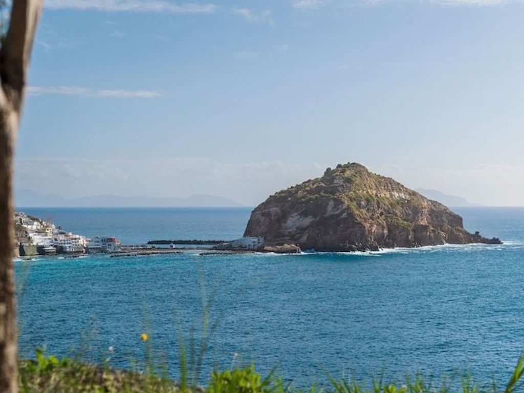 Punta Chiarito Resort