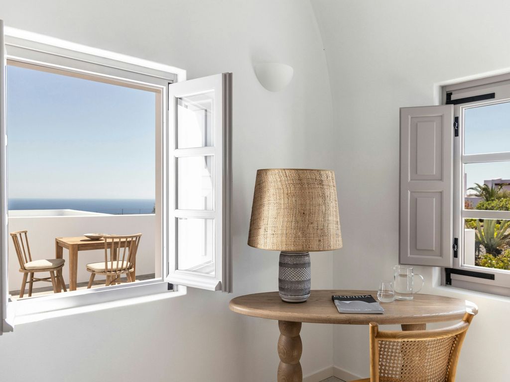 Vedema a Luxury Collection Resort Santorini