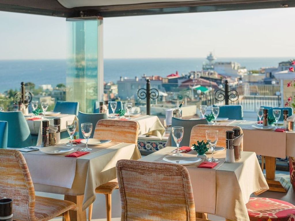 Tria Hotel - Special Class