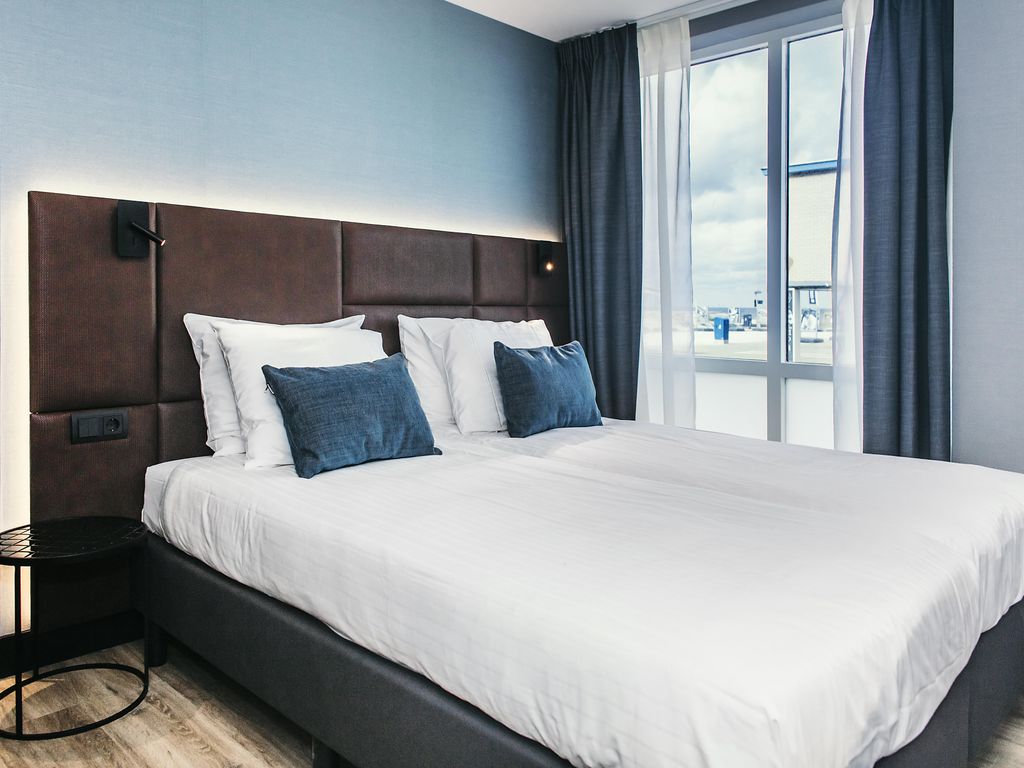 Amsterdam Beach Hotel
