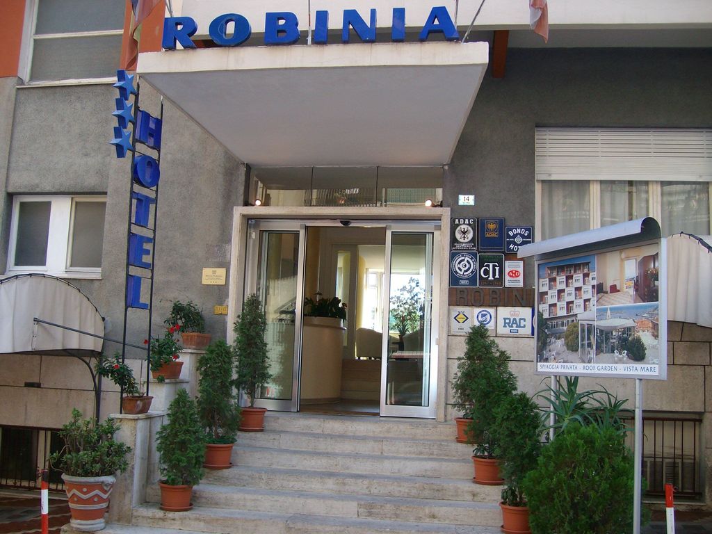 Robinia