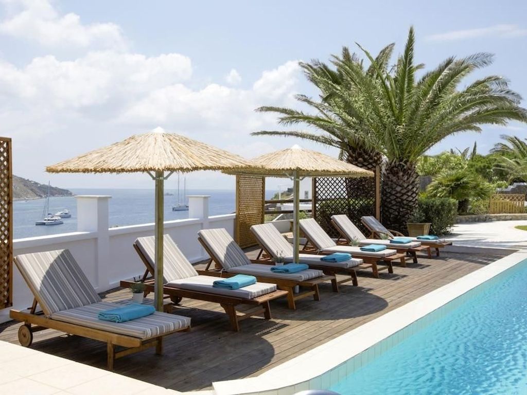 Dorion Hotel
