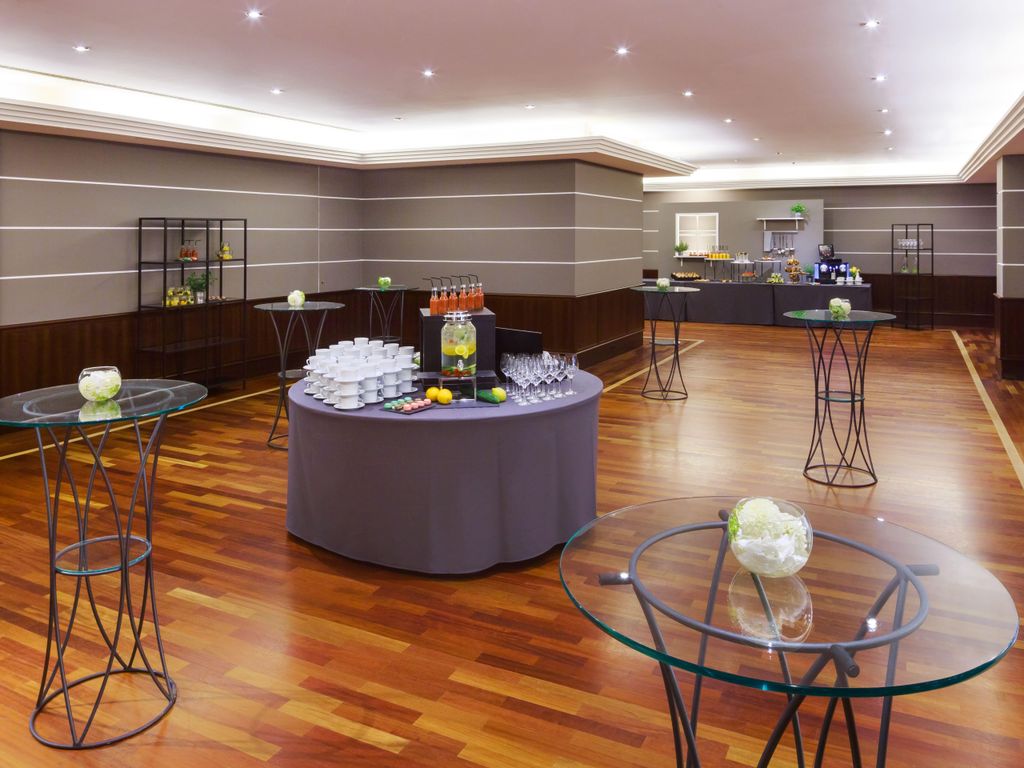 Vignette Collection BRISTOL BERLIN by IHG