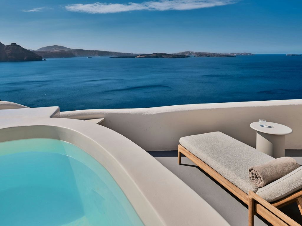Mystique a Luxury Collection Hotel Santorini