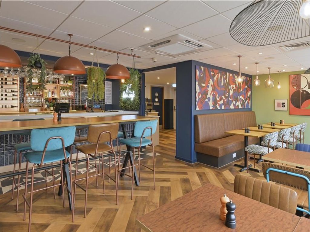 TRAVELODGE CATERHAM WHYTELEAFE