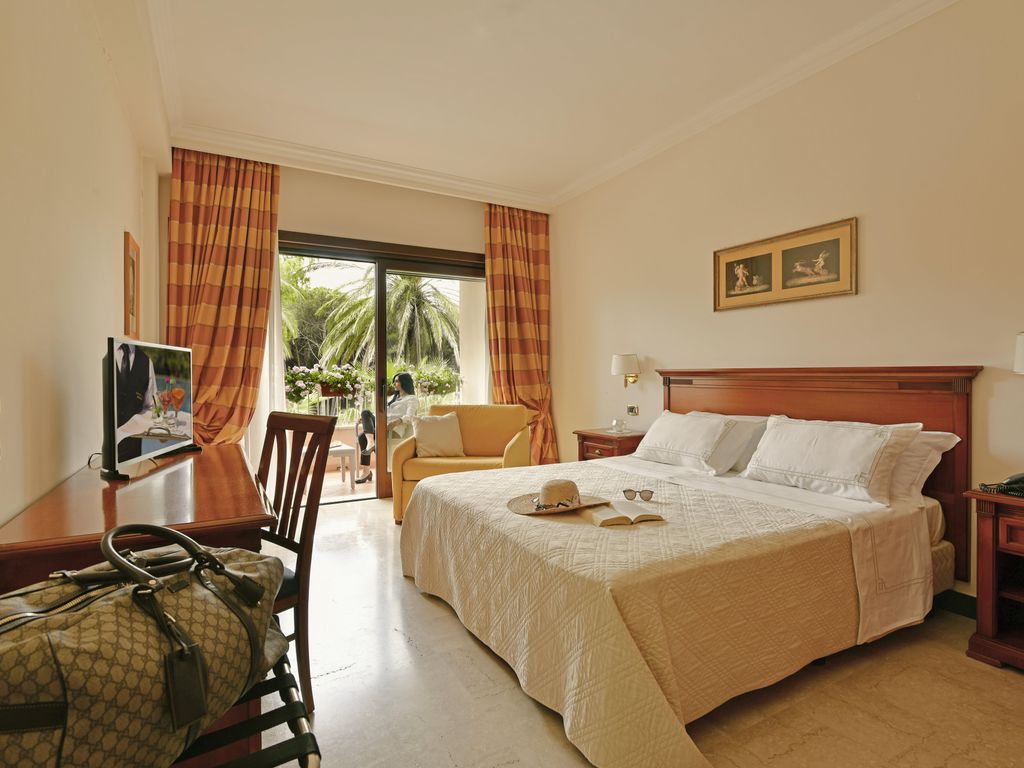 Minerva Resort Hotel
