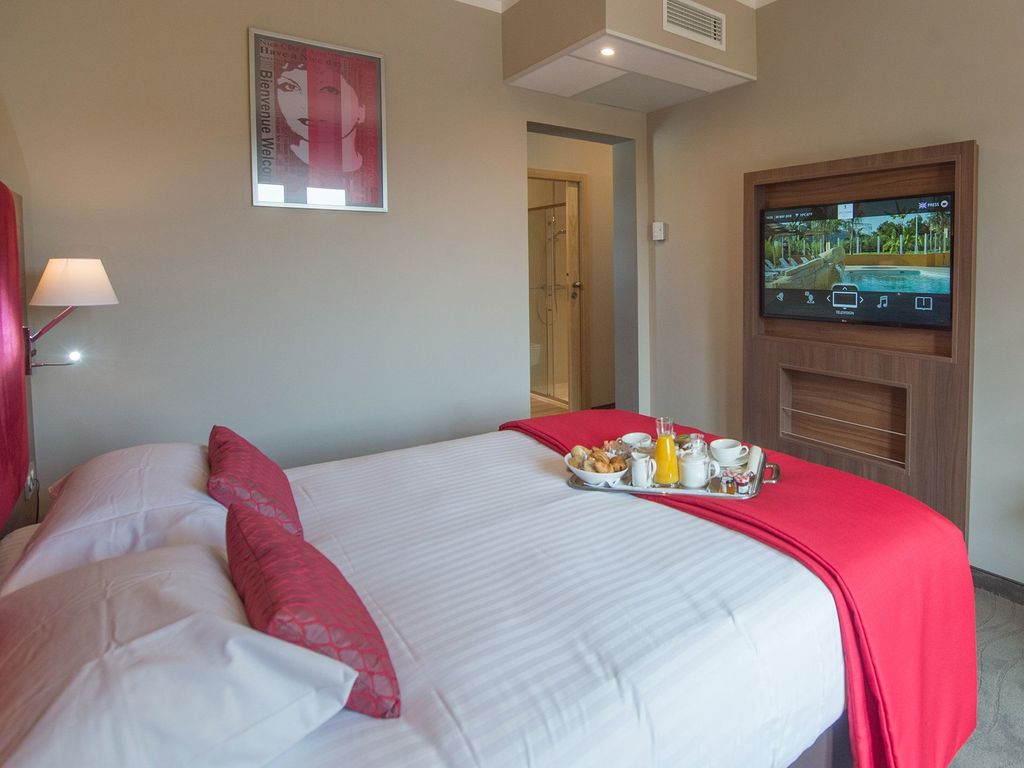 Hôtel 4*  Lou Castelet