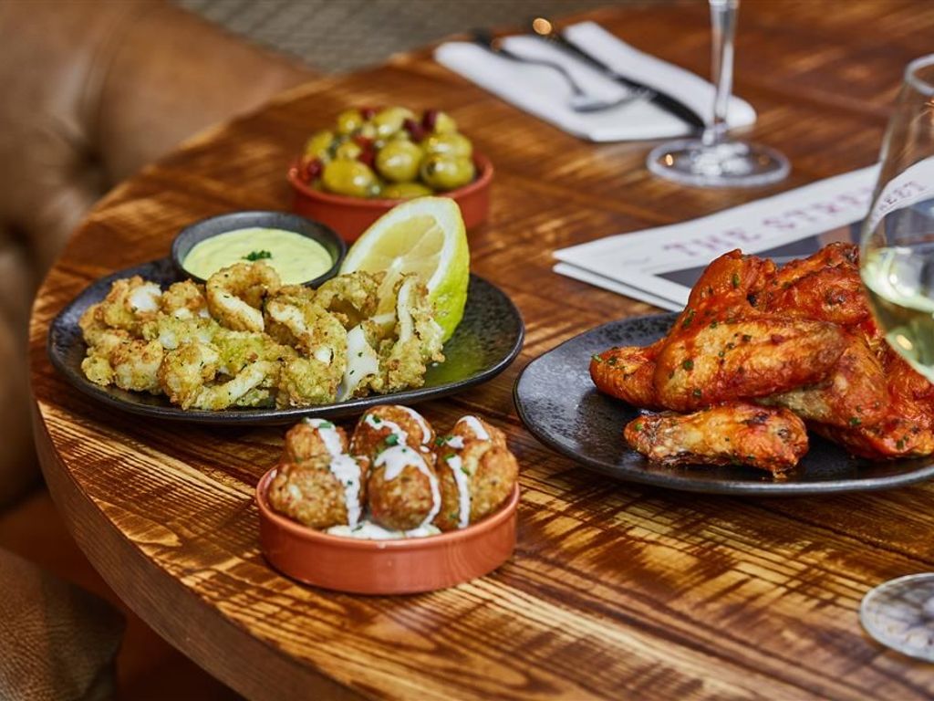 DoubleTree by Hilton  Manchester - Piccadilly