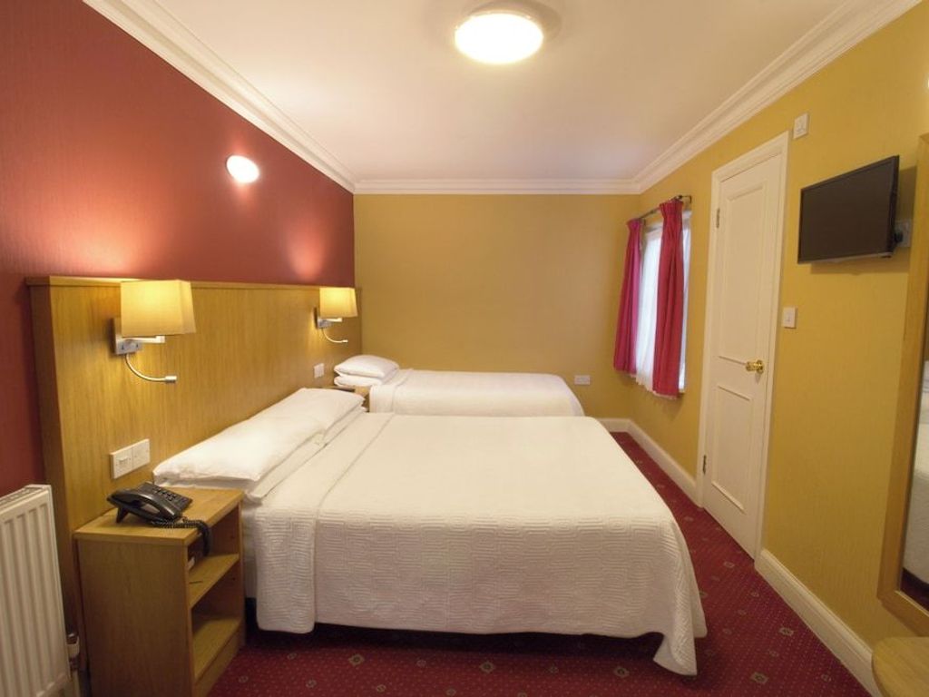 Balmoral House Hotel