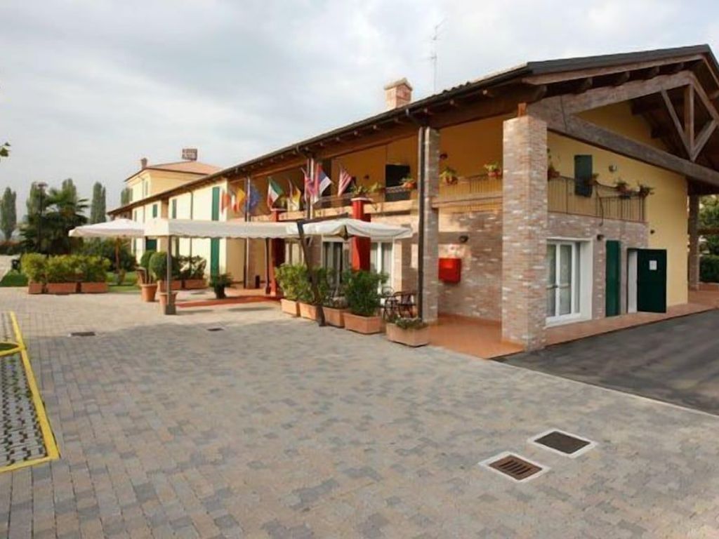 Hotel Gabarda