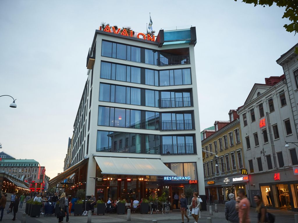 Avalon Hotel