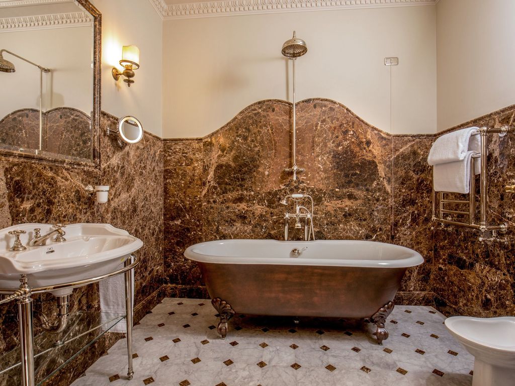 Hotel Locarno