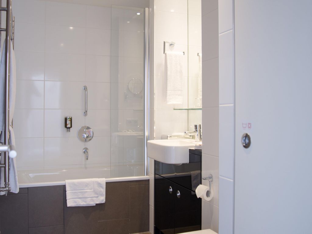 Adina Apartment Checkpoint Charlie