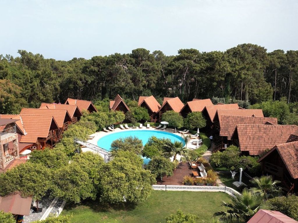 Woodline Hotel