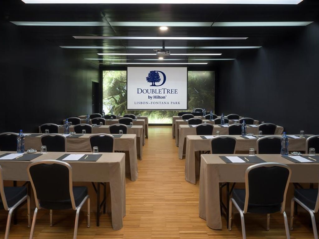 DoubleTree by Hilton Lisbon - Fontana Park