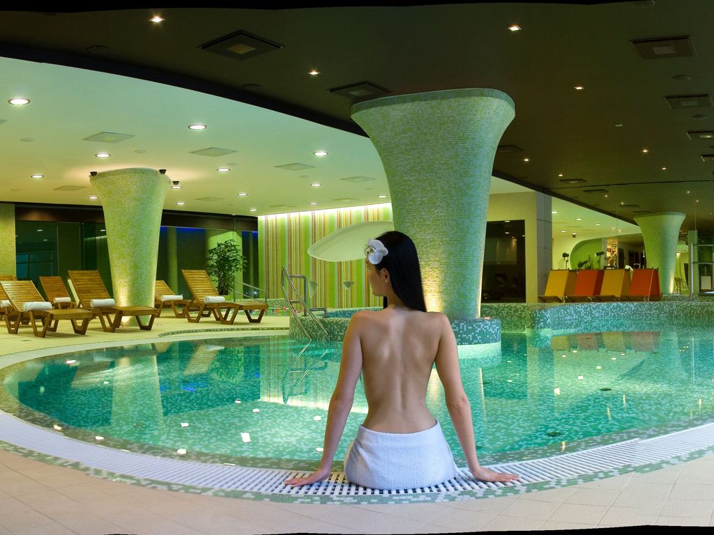 Hotel Pagony