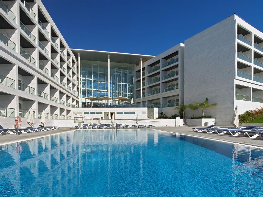 Crowne Plaza Caparica Lisbon