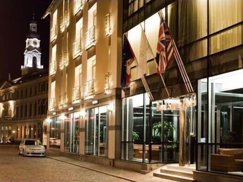 Royal Square Hotel & Suites Hotel & Suites