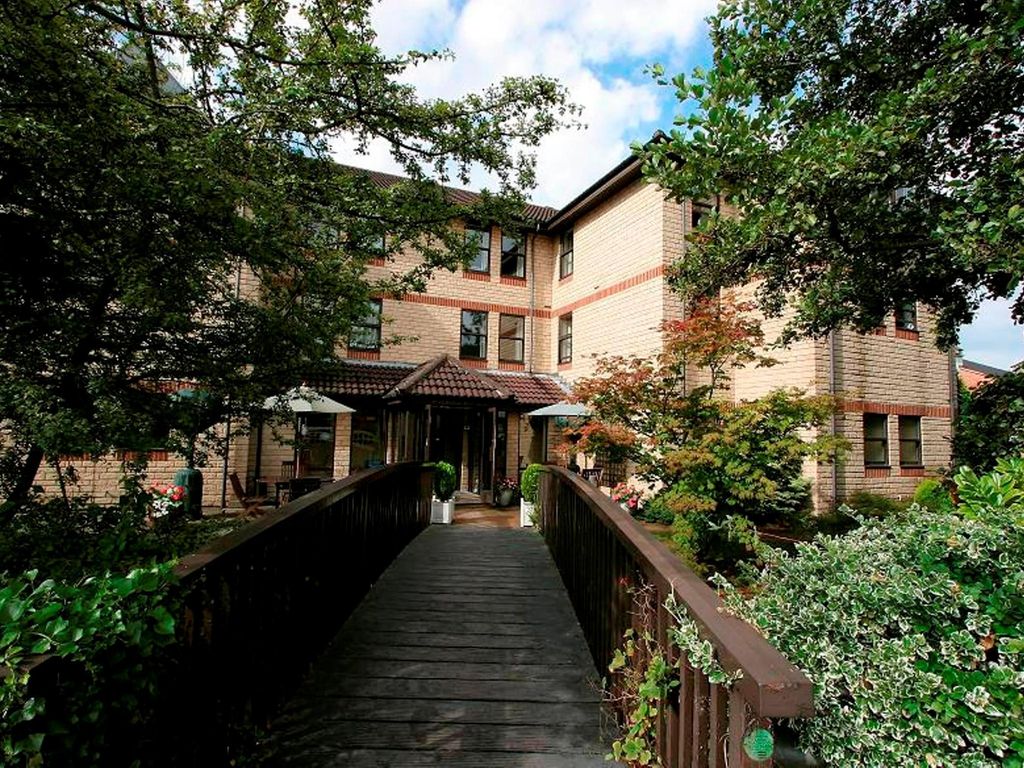 Riverside House