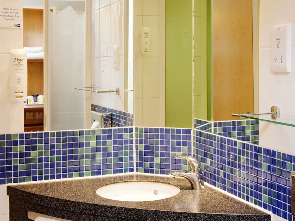Holiday Inn Express SLOUGH by IHG
