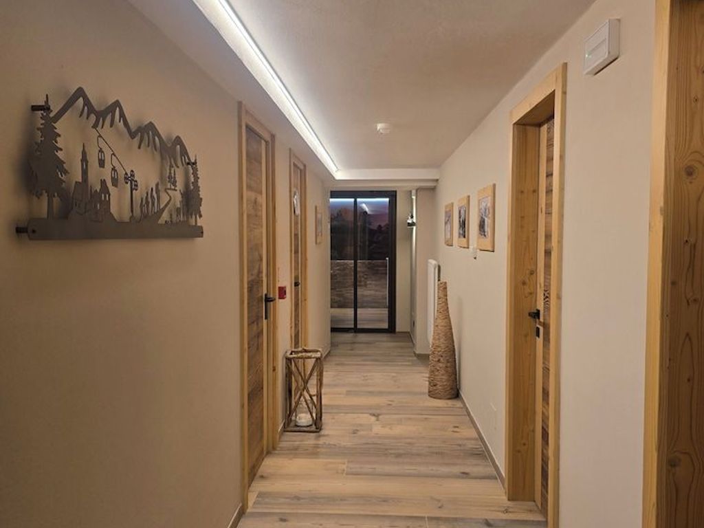 Hotel Azola