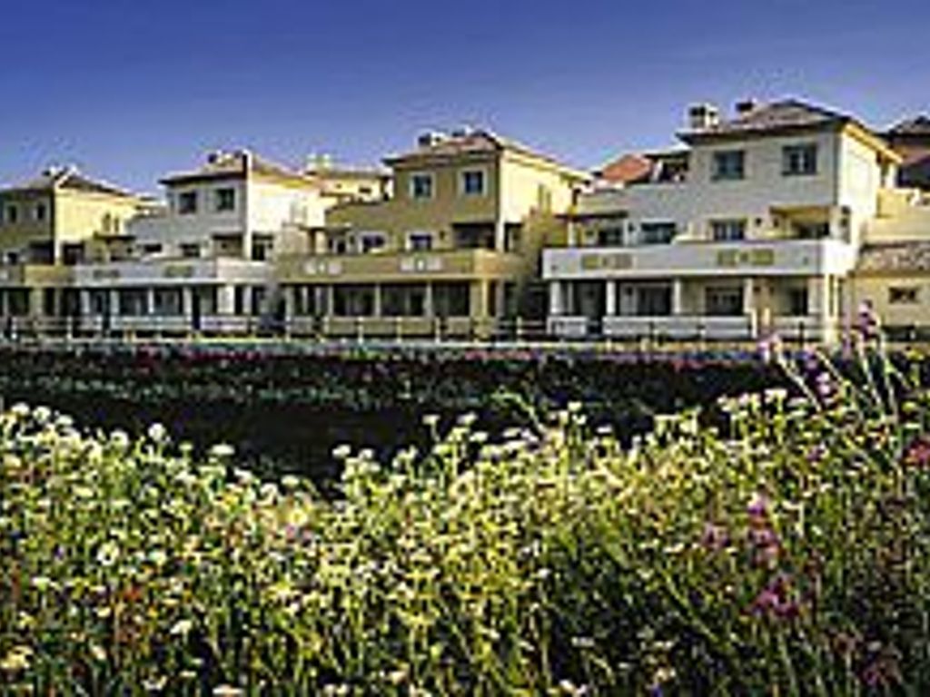 Vista Real Aparthotel