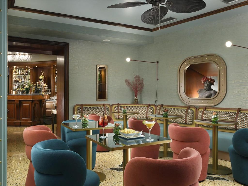 Grand Hotel Savoia Genova Curio Collection by Hilton