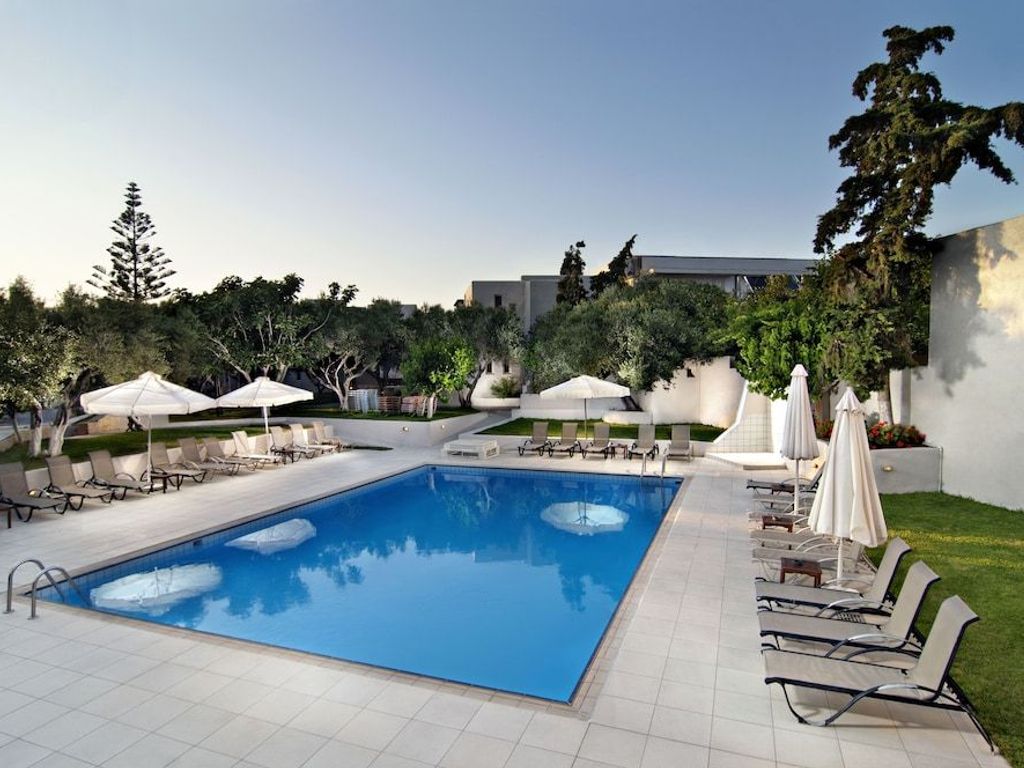 Ourania Apartments