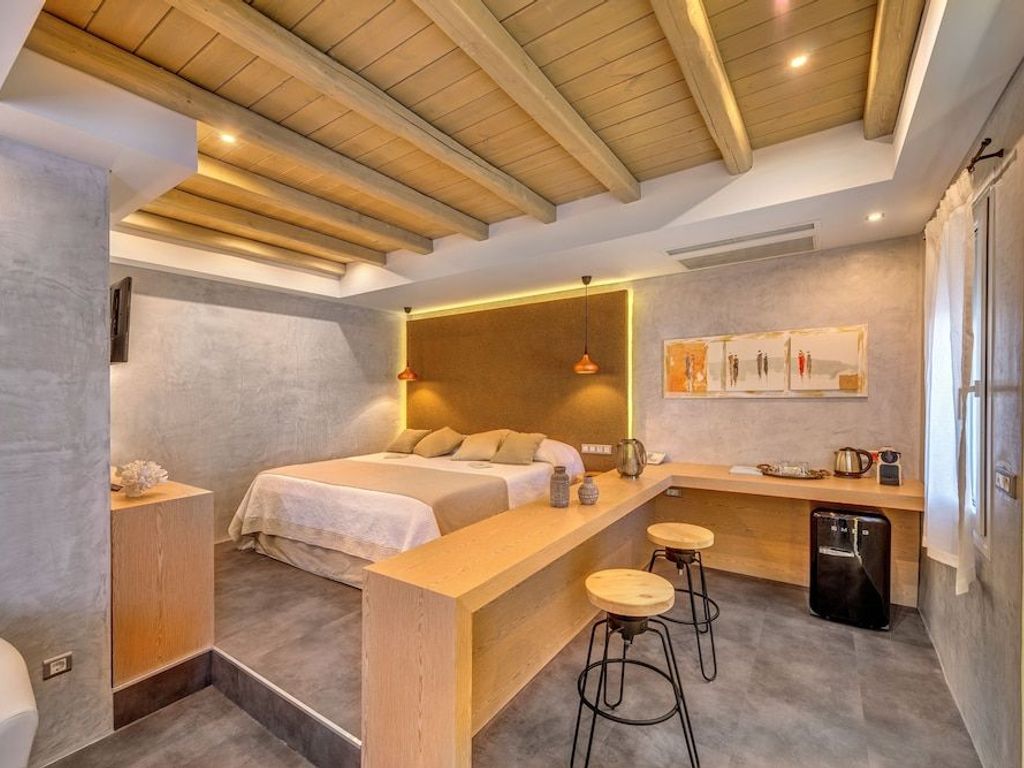 Nissaki Beach Hotel