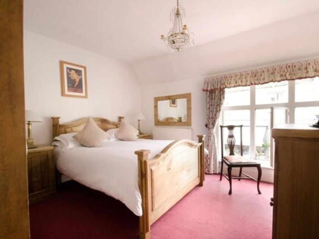 The White Hart Inn