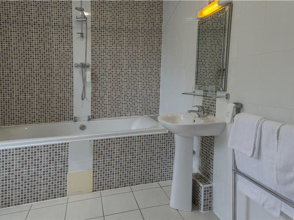Buchanan Arms Hotel & Leisure Sure Hotel Collection