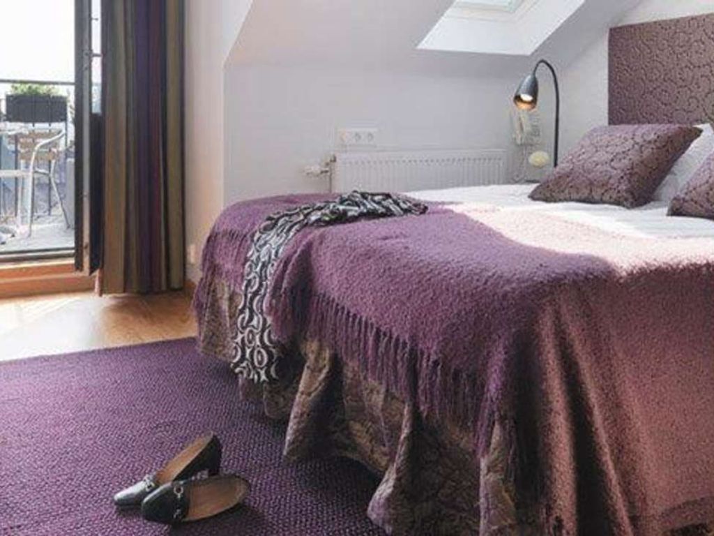Home Hotel Wellington