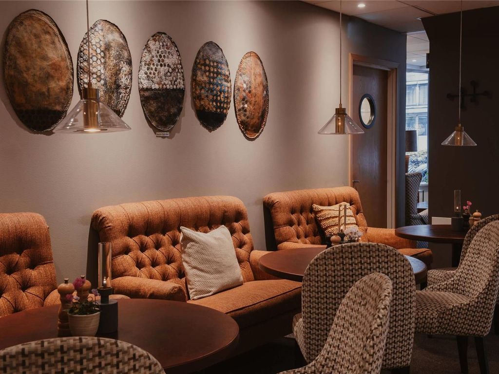 Home Hotel Wellington