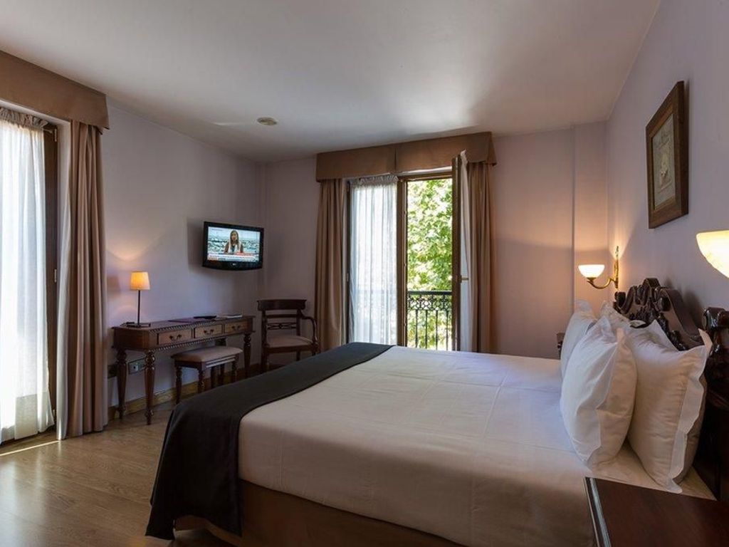 AYRE HOTEL ALFONSO II
