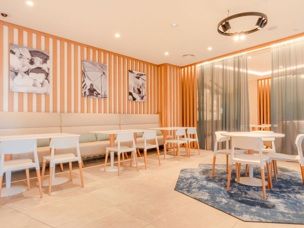 Holiday Inn NICE – PORT SAINT LAURENT by IHG