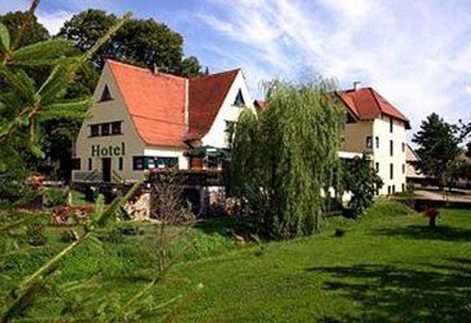 Hotel & Restaurant 5 Linden