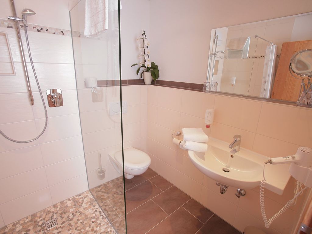 Schweizerhaus Pension Garni