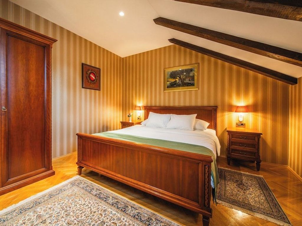 Hotel Kazbek