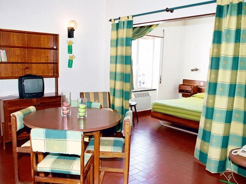 Hotel Apartamento Iate