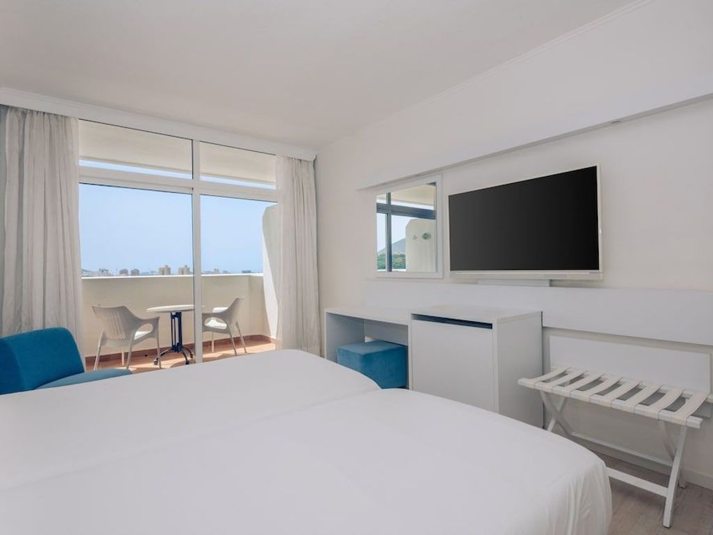 Iberostar Waves Bouganville Playa Playa