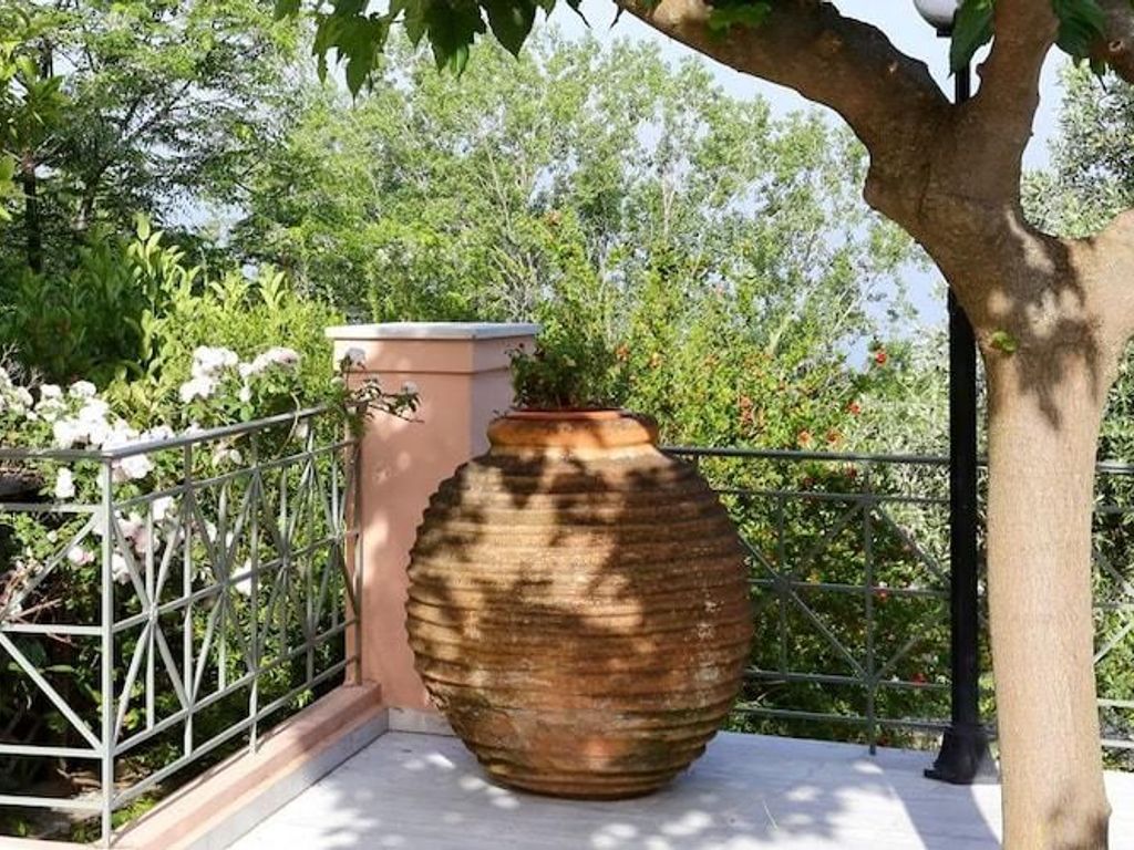 Eleonas Hotel