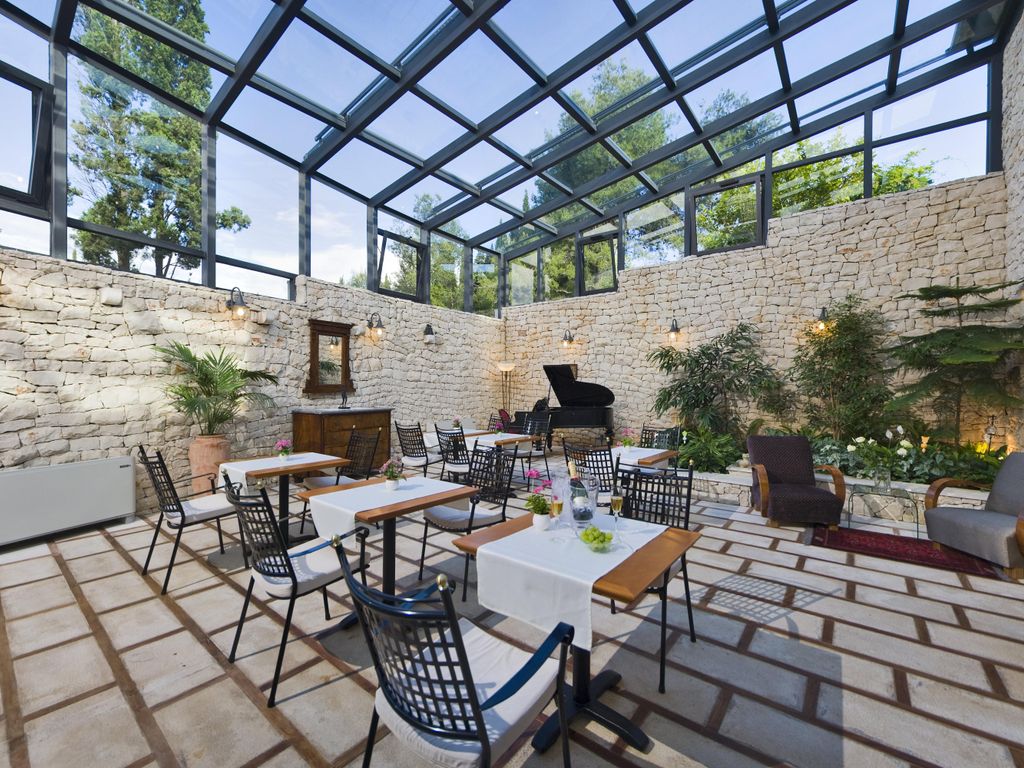 Bracka Perla Aparthotel