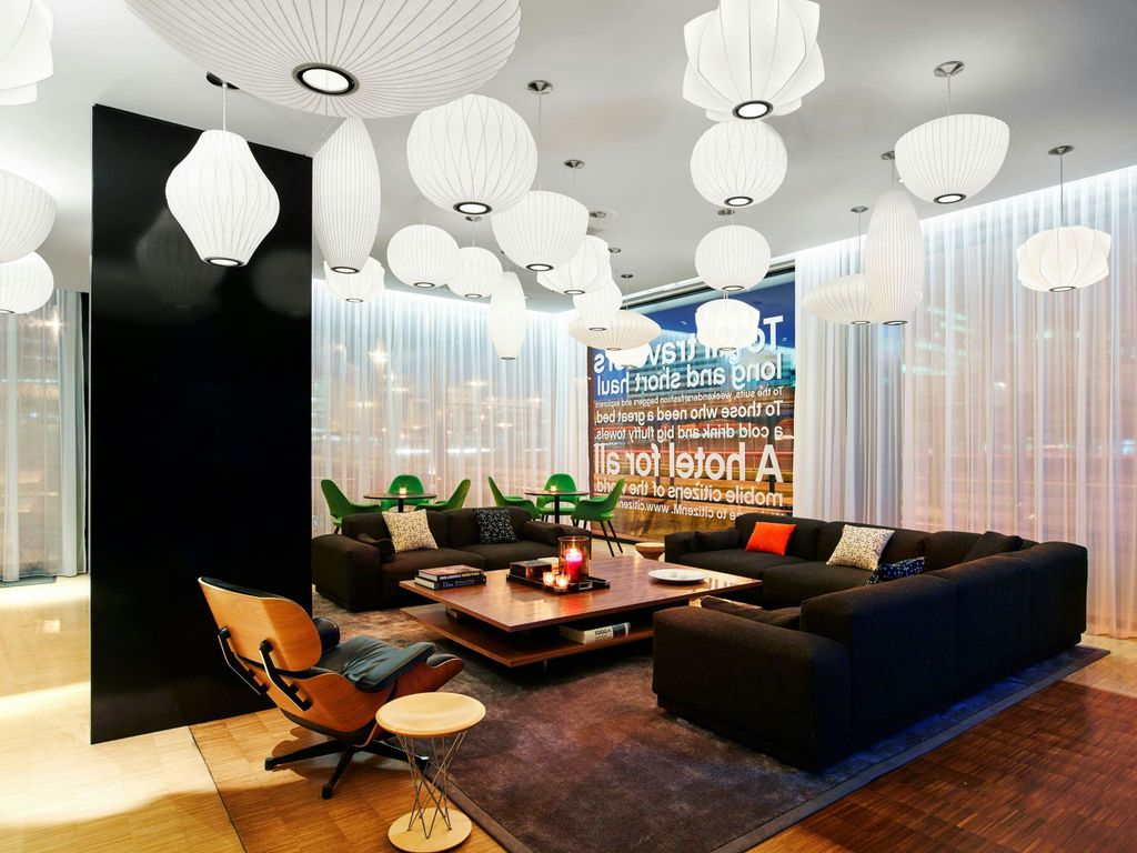 citizenM Schiphol Airport