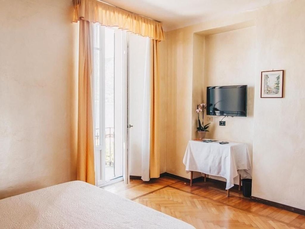 Hotel Suisse