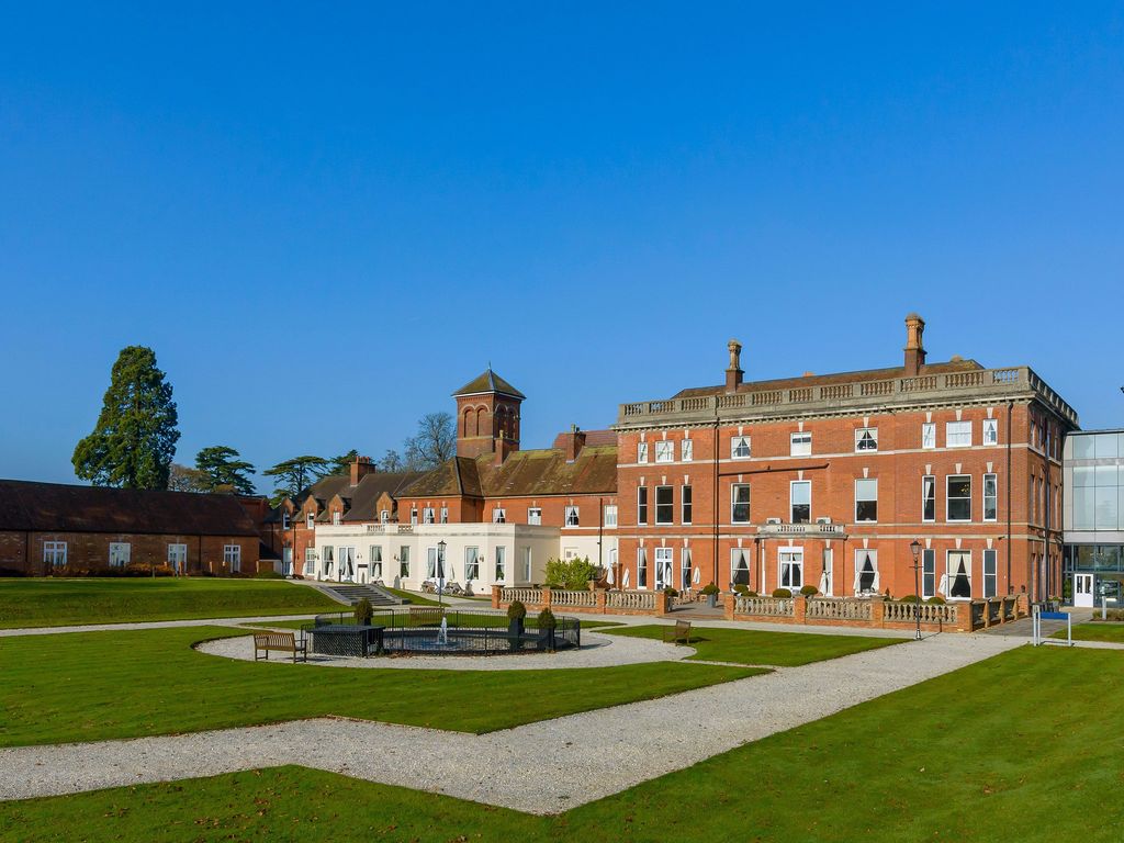 CBH Oakley Hall Hotel
