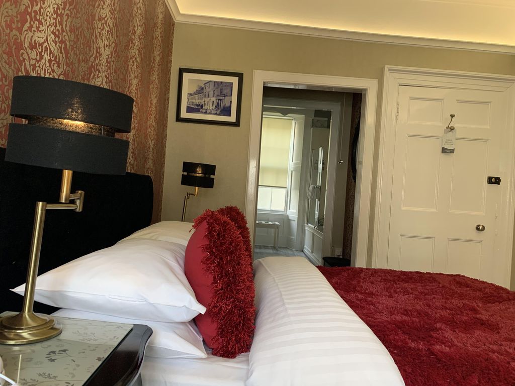 The Atholl Arms Hotel